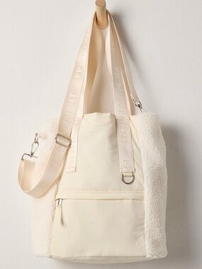 NET Slopes Sherpa Bucket Bag